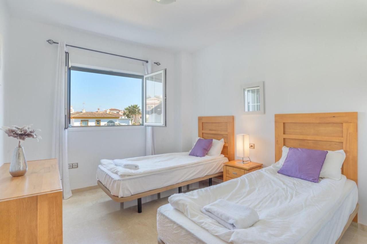 La Duquesa Real Apartment San Luis de Sabinillas Esterno foto